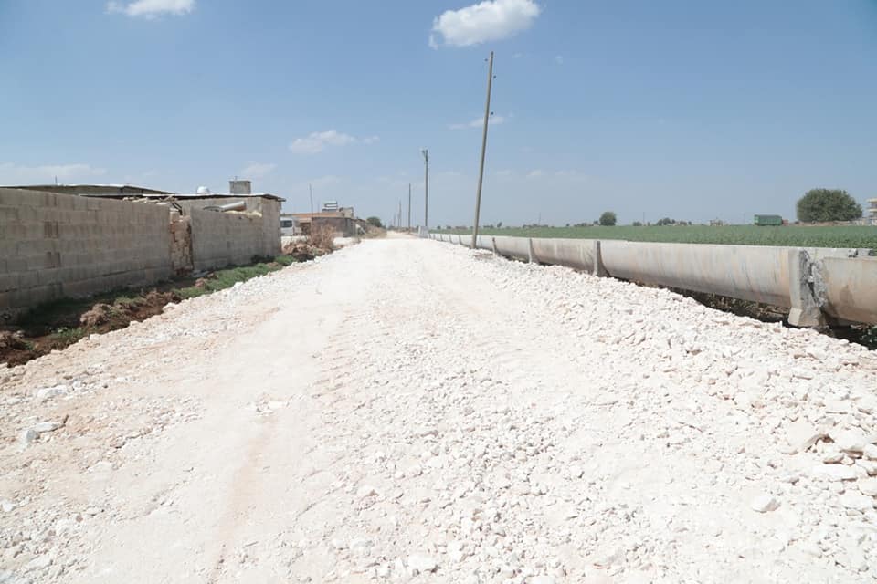 Bir gökyüzü ve yol görseli olabilir