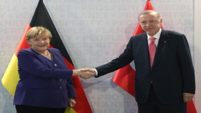 Cumhurbaşkanı Erdoğan, Almanya Başbakanı Merkel ile bir araya geldi