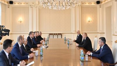 İlham Aliyev, Rusya’nın Astrakhan bölgesi valisi başkanlığındaki bir heyeti kabul etti