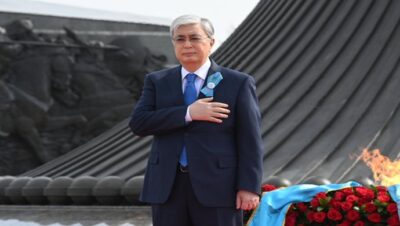 Мемлекет басшысы Қасым-Жомарт Тоқаев Ататүрік кесенесіне гүл шоғын қойды