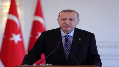 “15 Temmuz gecesi Türkiye’nin asla esir edilemeyeceğini gösterdik”