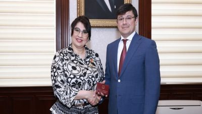 Küveytdəki diaspor təşkilatının rəhbərinə medal təqdim olunub